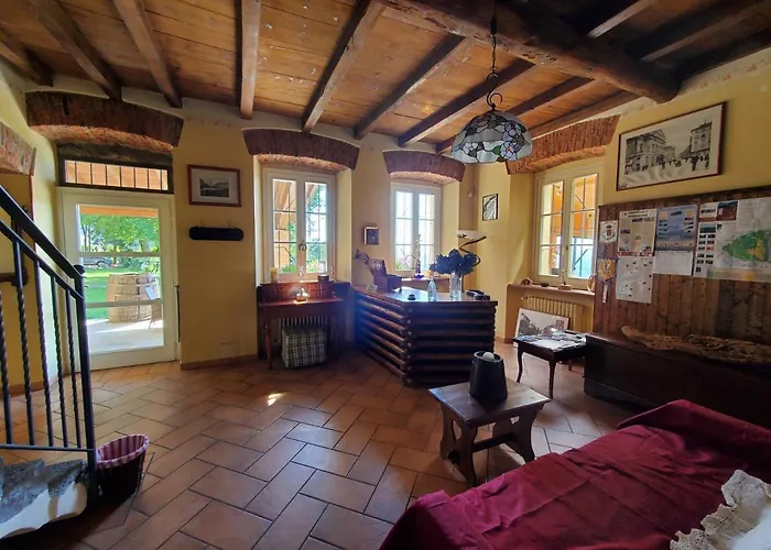 Antica La Tinara Del Belvedere - Romantic Dreams - (adults Only) Gasthof Galbiate